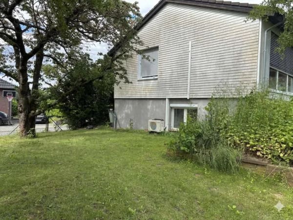 Immobilie in Roßdorf - KOPIE - Modernisiertes Raumwunder in Roßdorf: Freistehendes Einfamilienhaus mit Einliegerwohnung - Bild 1