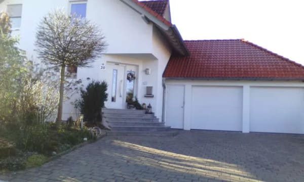 Immobilie in Mittelbiberach - Modernes Einfamilienhaus in Randlage in Mittelbiberach Reute - Bild 2