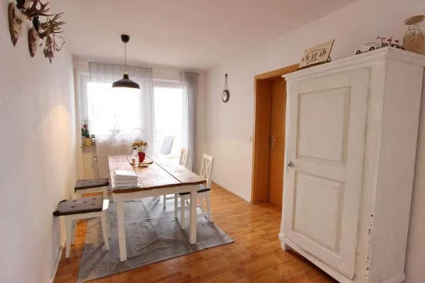 Immobilie in Wangen im Allgäu - Große 3,5 Zimmer Wohnung - ruhige und sonnige Lage mit Balkon - Bild 4