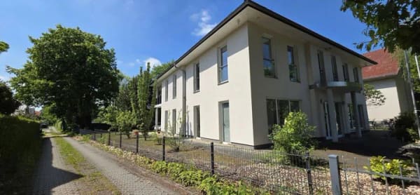 Immobilie in Woltersdorf - Unvermietetes, repräsentatives Wohn- & Geschäftshaus auf 948 m² Grundstück - Bild 1