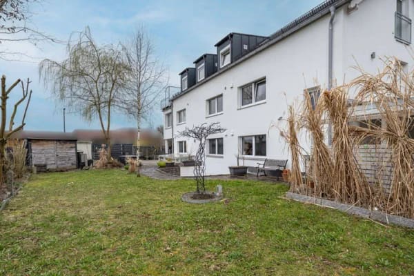 Immobilie in Weßling - Bieterverfahren: Ein Zuhause für mehrere Generationen - Komfort und Stil unter einem Dach - Bild 2