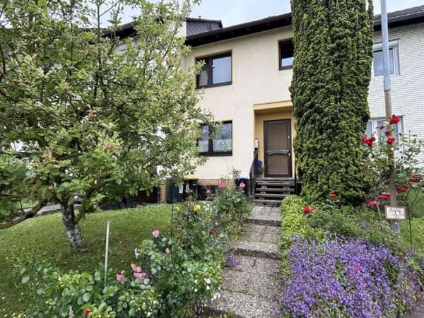 Immobilie in Gehrden - Familie und Gemütlichkeit in einem Haus - Bild 1