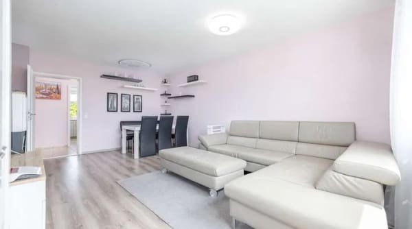 Immobilie in Ummendorf - Ausblick ins Grüne: Modernisierte Etagenwohnung mit ca. 86 m² Wohnfläche - Bild 2