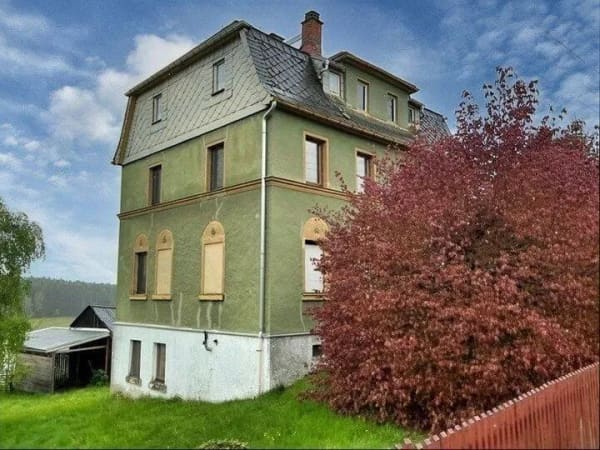 Immobilie in Markneukirchen - Familienglück mit viel Freiraum - Bild 1
