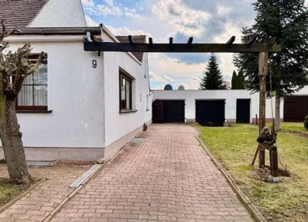 Immobilie in Merseburg - Doppelhaushälfte mit ca. 160 m² Wohnfläche in Beuna - Bild 1