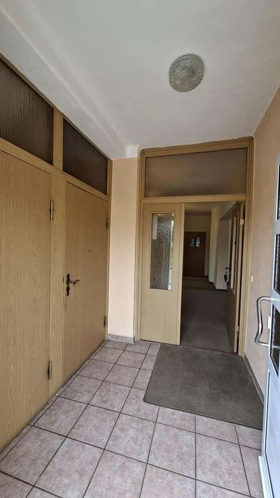 Immobilie in Viereck - Einfamilienhaus / ehemaliges Praxisgebäude in ruhiger Lage - Bild 3