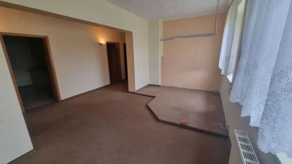 Immobilie in Viereck - Einfamilienhaus / ehemaliges Praxisgebäude in ruhiger Lage - Bild 4