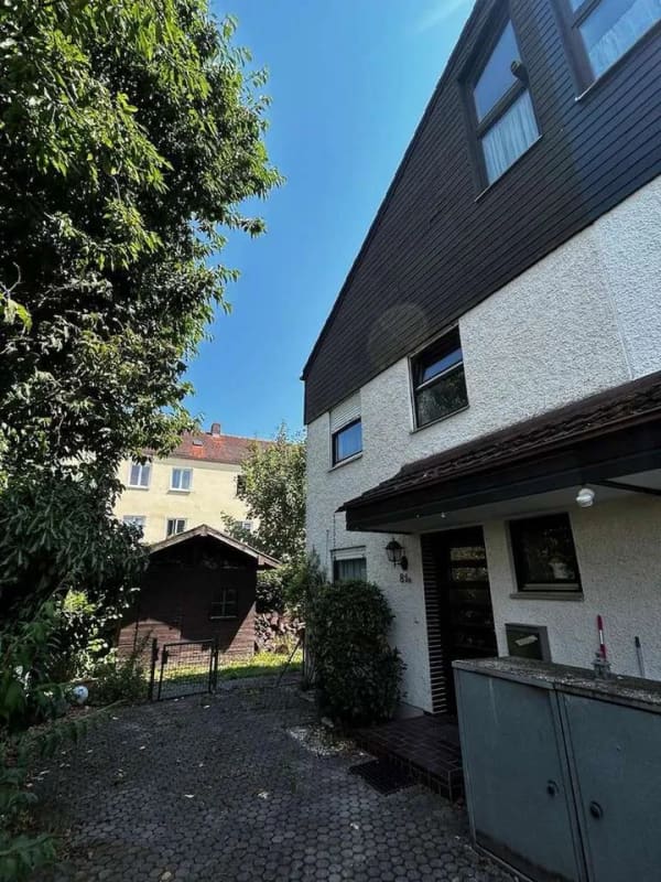Immobilie in Burghausen - Charmantes Reihenendhaus in ruhiger und zentrumsnaher Wohnlage von Burghausen - Bild 3