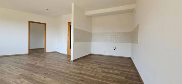 Immobilie in Bad Langensalza - Eigentumswohnung in hervorragender Lage - Helle 3,5 Zimmer-Wohnung mit Balkon in Bad Langensalza - Bild 3