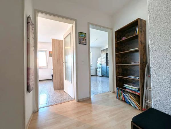 Immobilie in Dietenheim - sonnige 3,5 Zimmer mit Balkon und Garage - vermietet- Profisionsfrei! - Bild 3