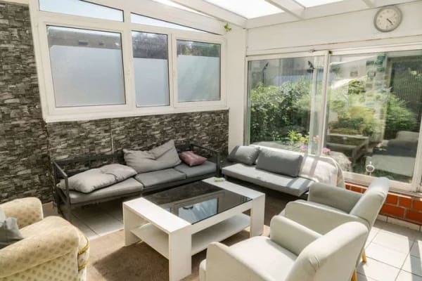 Immobilie in Emsdetten - Großzügiges Familienglück in Emsdetten: 5 Schlafzimmer, Wintergarten & Kamin zum Wohlfühlen - Bild 3