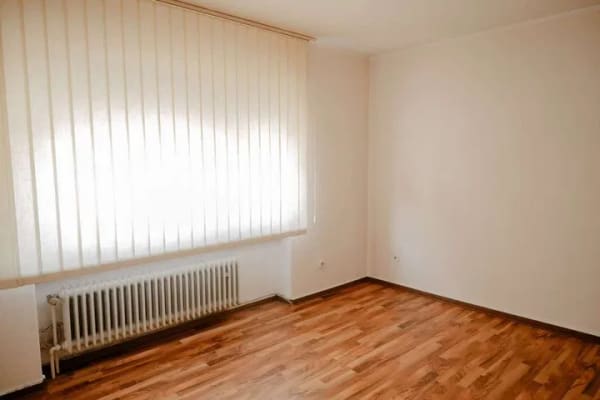 Immobilie in Emsdetten - Großzügiges Familienglück in Emsdetten: 5 Schlafzimmer, Wintergarten & Kamin zum Wohlfühlen - Bild 4