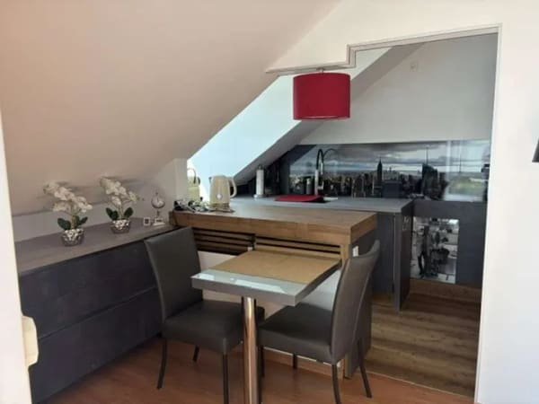 Immobilie in Putzbrunn - Brück Immobilien - Voll möbliert u. bezugsfrei! Stilvolle 1-Zi.-Wohnung mit sonniger Dachterrasse - Bild 4