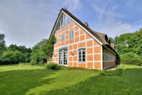 Immobilie in Otterndorf - Nordischer Wohntraum: Reetdachhaus mit großem Potenzial  nahe der Nordseeküste - Bild 2