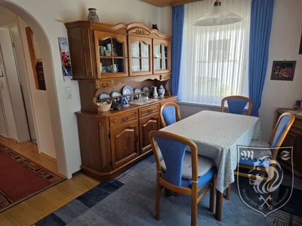 Immobilie in Syrgenstein - Gepflegtes EFH mit schönem Garten in Syrgenstein/Landshausen - ideal für kleine Familien - Bild 3