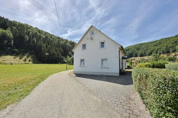Immobilie in Schelklingen - Älteres Einfamilienhaus in herrlicher Ortsrandlage von Schelklingen/Hütten - Bild 4