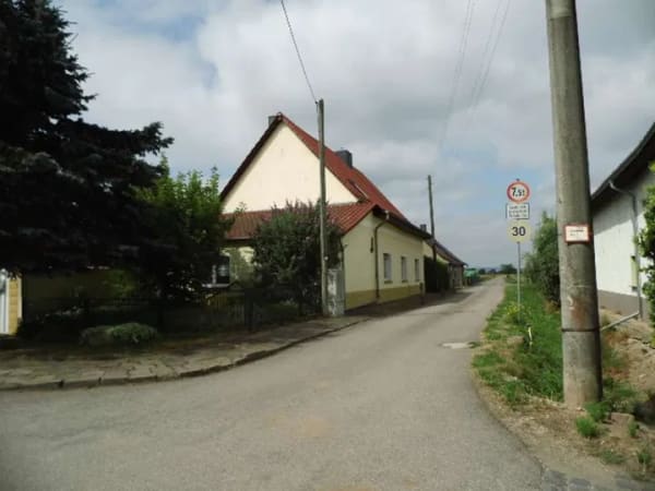 Immobilie in Kelbra (Kyffhäuser) - Sehr gepflegtes Einfamilienhaus in Kelbra/ OT Thürungen - Bild 0