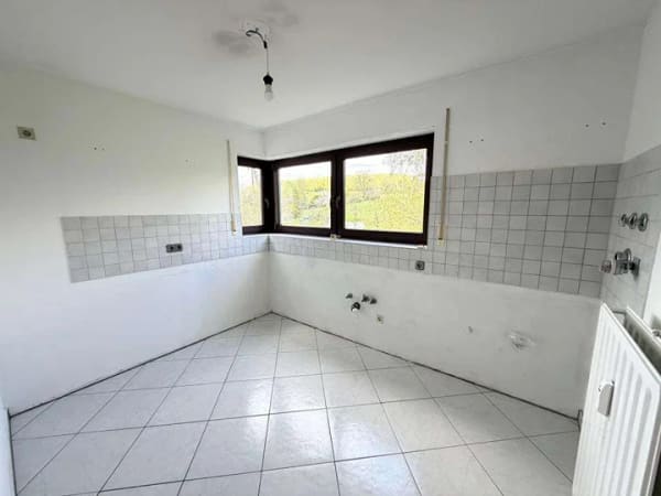Immobilie in Göppingen - Sofort beziehbare 3-Zimmerwohnung mit Balkon und Garage in ruhiger Wohnlage - Bild 3