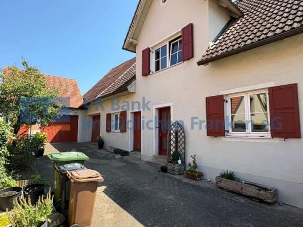 Immobilie in Ellingen - Einfamilienhaus mit Scheune und Potenzial in Ellingen - Bild 1