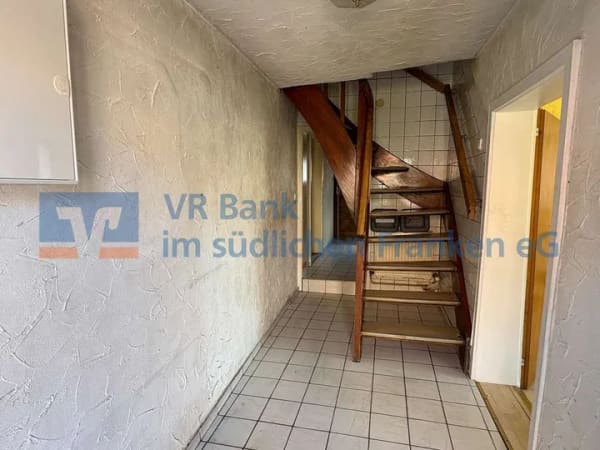 Immobilie in Ellingen - Einfamilienhaus mit Scheune und Potenzial in Ellingen - Bild 4