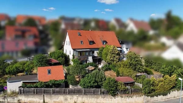 Immobilie in Marktbreit - Einfamilienhaus in Marktbreit mit Entwicklungspotential - Bild 1