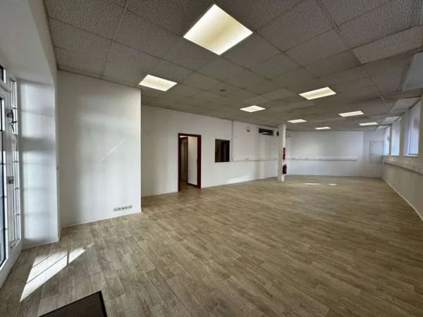 Immobilie in Bad Schwalbach - WOHN ODER WOHN/GESCHÄFTSHAUS!
Beides ist möglich - viele Nutzungsmöglichkeiten - Bild 2