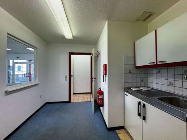 Immobilie in Bad Schwalbach - WOHN ODER WOHN/GESCHÄFTSHAUS!
Beides ist möglich - viele Nutzungsmöglichkeiten - Bild 3