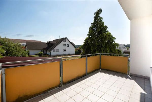 Immobilie in Holzheim - ++ Sonniger Balkon trifft ruhige Ortsrandlage – attraktive 3-Zimmer-Wohnung in Holzheim ++ - Bild 2