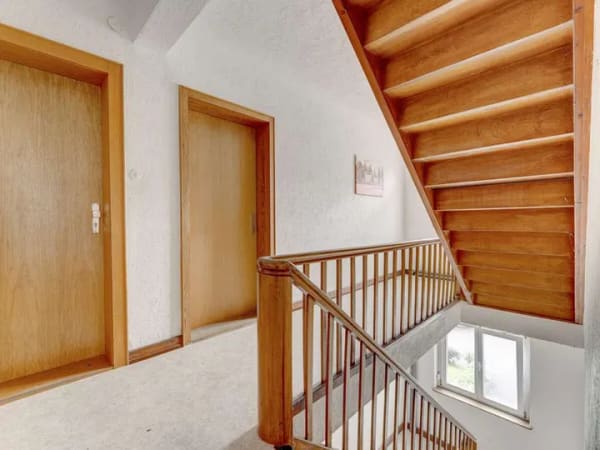 Immobilie in Oberwolfach - Rendite durch Eigenleistung: WGH mit 4 Wohnungen & modernisierter Gewerbefläche in Wolfach - Bild 2