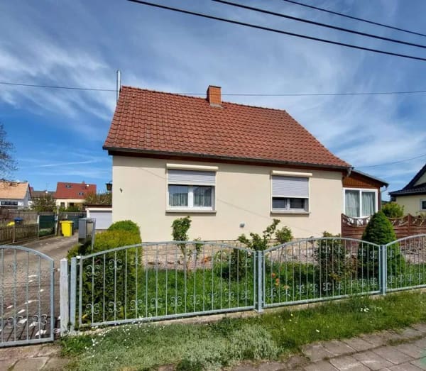 Immobilie in Großrudestedt - Einfamilienhaus in Großrudestedt zu verkaufen - Bild 1