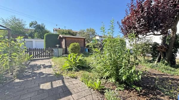Immobilie in Bisingen - Familienfreundliches Zuhause mit großzügigem Garten - Bild 1
