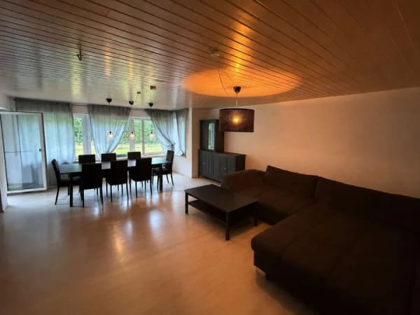Immobilie in Ellwangen (Jagst) - Großzügiges Zweifamilienhaus mit Garten in Ellwangen - Rotenbach  - Bild 2