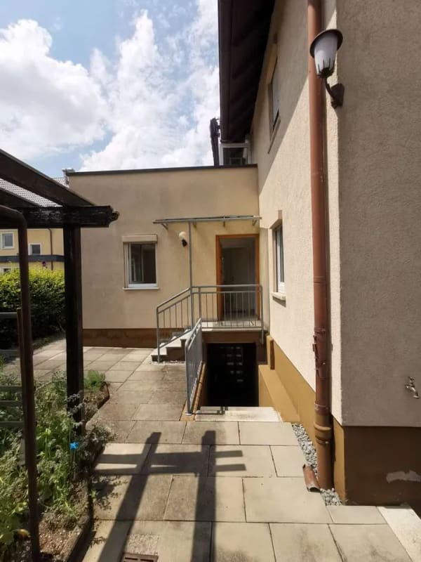 Immobilie in Eislingen/Fils - Gleich im EG einziehen und den Rest nach und nach renovieren: Zweifamilienhaus in Eislingen - Bild 3