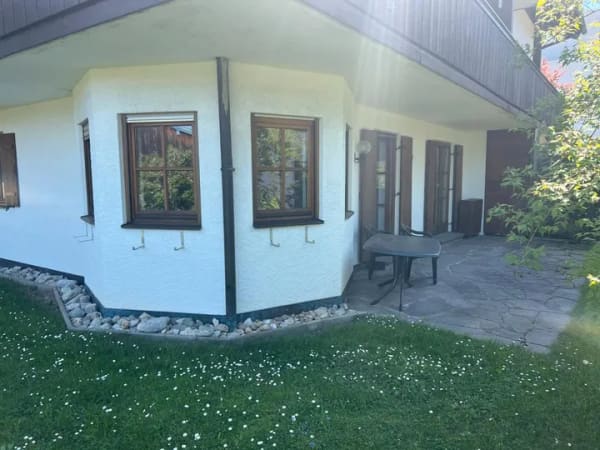 Immobilie in Bad Endorf - 3-Zi.-Wohnung in Bad Endorf, Top-Lage, EG mit Garten, prov.-frei - Bild 0