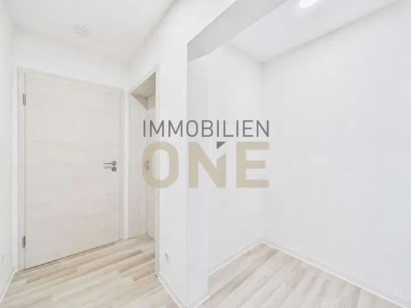 Immobilie in Kümmersbruck - Modernisierte 3,5-Zimmerwohnung mit Südbalkon und großer Werkstatt - Bild 3