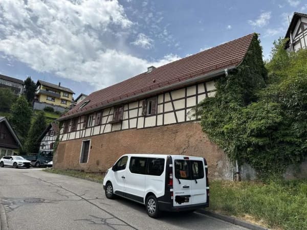 Immobilie in Weisenbach - - ohne Käuferprovision - Einfamilienhaus mit Scheunenanbau - Wohnfläche ca. 116 m²; Grundstücksf - Bild 2