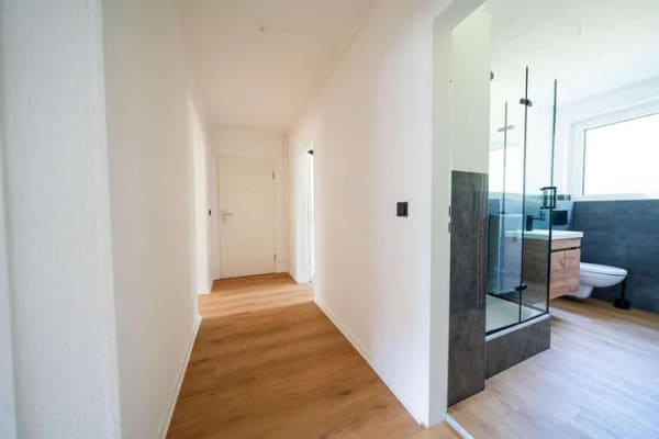 Immobilie in Witzenhausen - Frisch renovierte 3-Zimmer-Eigentumswohnung mit Balkon - Bild 2