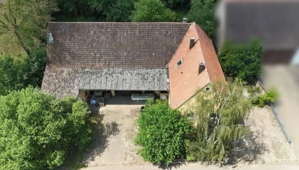 Immobilie in Unterschwaningen - Landleben mit Werkstatt, großer Scheune und grünem Raumgefühl - Bild 2