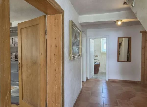 Immobilie in Unterschwaningen - Landleben mit Werkstatt, großer Scheune und grünem Raumgefühl - Bild 3