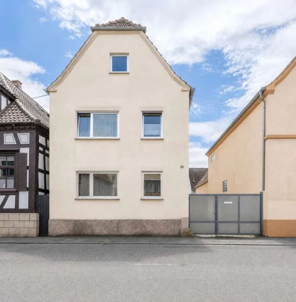 Immobilie in Böhl-Iggelheim - !!= Ein Haus mit Möglichkeiten – Wohnhaus mit großem Garten =!! - Bild 1