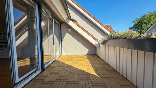 Immobilie in Markdorf - HELL & MITTENDRIN! Sonnige 3-Zimmer-Maisonettewhg. mit toller Süd-Balkonloggia + TG - Bild 1