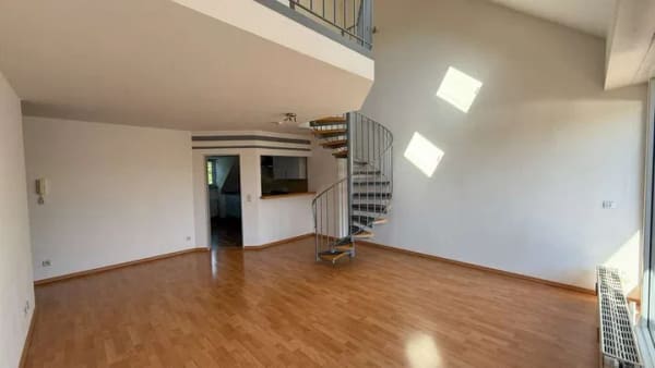 Immobilie in Markdorf - HELL & MITTENDRIN! Sonnige 3-Zimmer-Maisonettewhg. mit toller Süd-Balkonloggia + TG - Bild 4