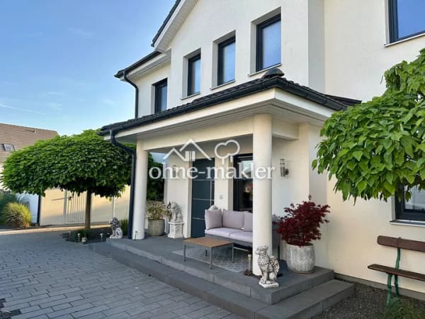 Immobilie in Dachsbach - Ohne Makler - Modernes Traumhaus von 2017 mit PV-Anlage, Doppelgarage, Kamin, Klimaanlage & E-Auto-Ladestationen - Bild 0