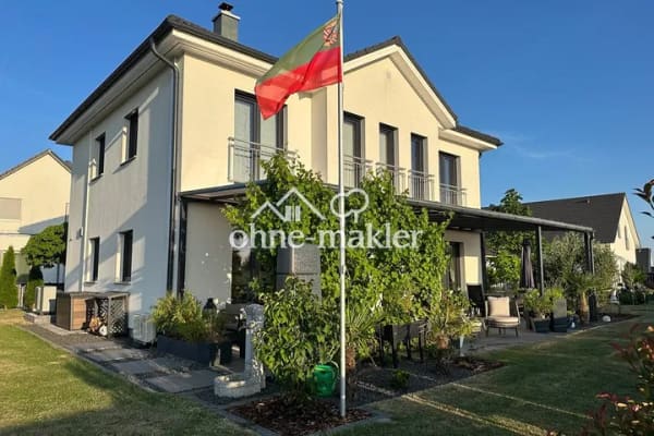 Immobilie in Dachsbach - Ohne Makler - Modernes Traumhaus von 2017 mit PV-Anlage, Doppelgarage, Kamin, Klimaanlage & E-Auto-Ladestationen - Bild 1