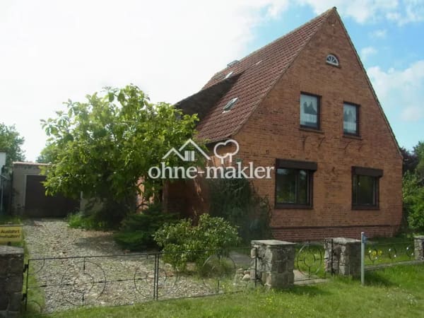 Immobilie in Ribnitz-Damgarten - Charmantes 120 m ² Backsteinklinkerhaus mit Grundstück 719 m² in optimaler, sehr ruhiger Lage - Bild 1