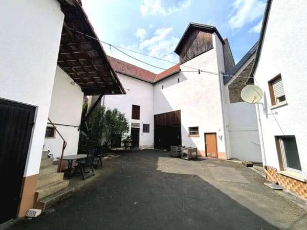 Immobilie in Alsenz - Einfamilienhaus mit Scheune, ehemaligem Stall, Hof und Garten - Bild 3