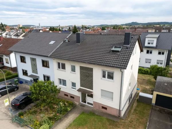 Immobilie in Sinsheim - 2-Zimmer Dachgeschoss Wohnung im Herzen von Sinsheim  (Erbpacht) - Bild 0