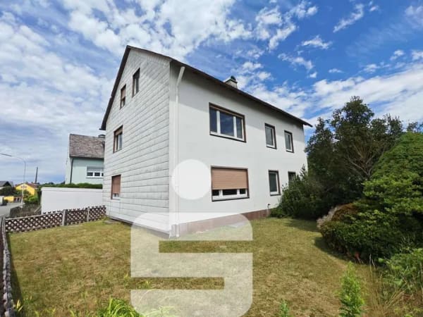 Immobilie in Helmbrechts - Zweifamilienhaus in Helmbrechts - Bild 0