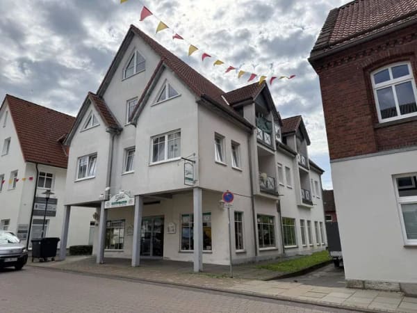 Immobilie in Nieheim - Neuwertige Eigentumswohnung ! - Bild 0