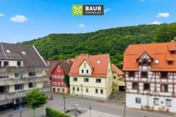 Immobilie in Blaubeuren - 360° | Charmante Dachgeschosswohnung mit Dachterrasse und ausgebauter Bühne im Herzen von Blaubeuren - Bild 0